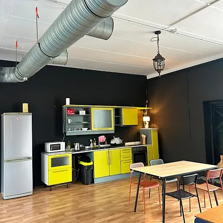 Tulika Co-living - Self Check-in Hostel *